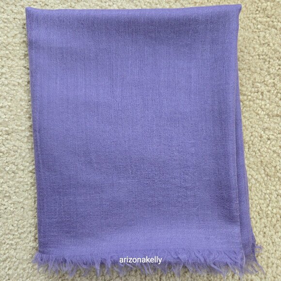 Ovcio Featherlight Lavender Cashmere Scarf - Picture 8 of 14
